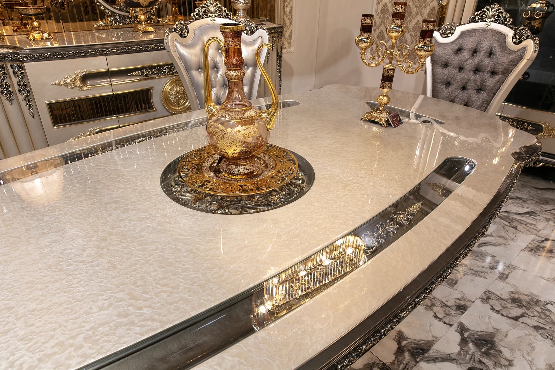 Versace Klasik Yemek Odası Takımı